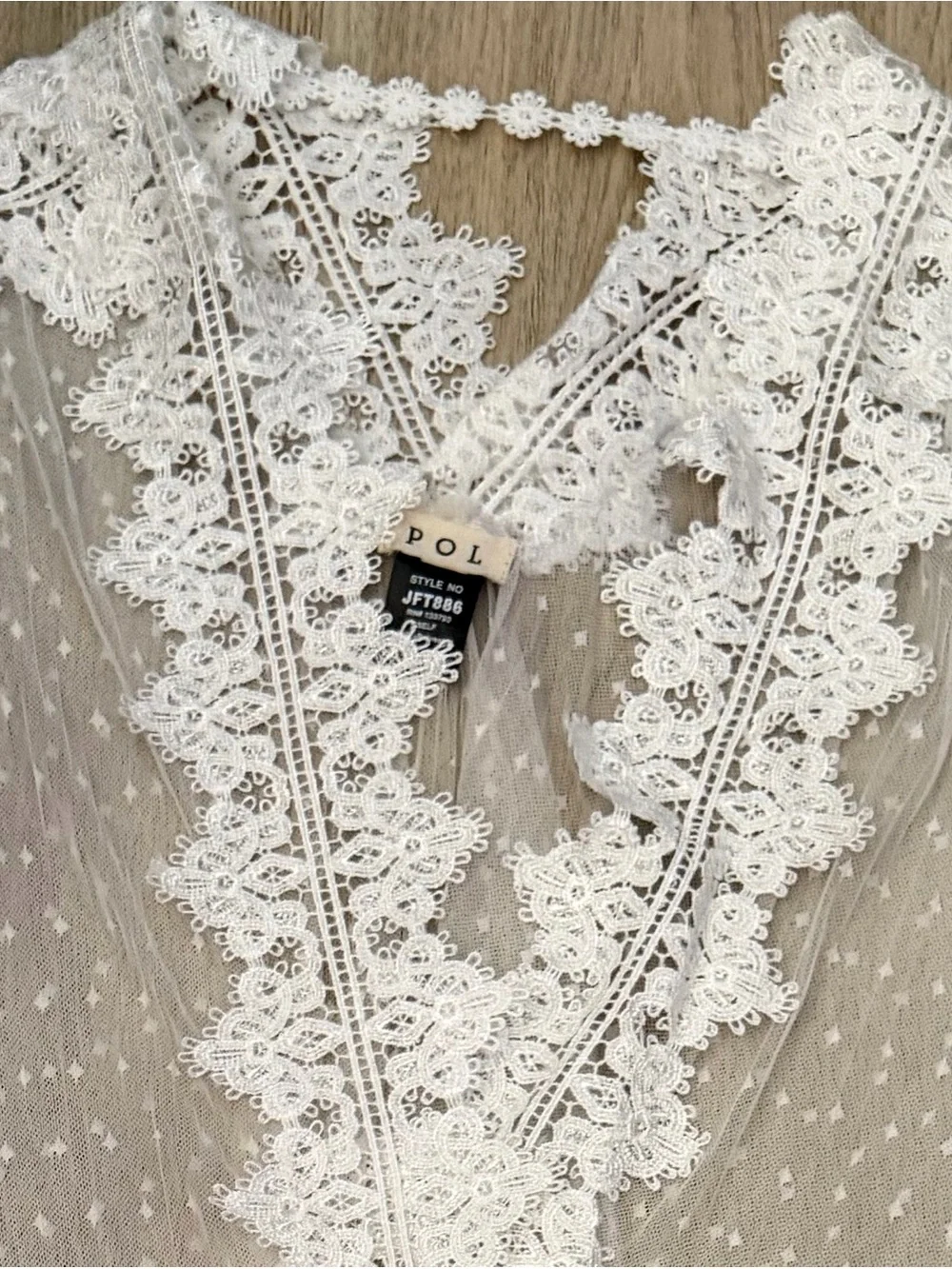 POL Fairy White Sheer Lace Poncho Tunic